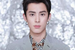 王鹤棣娱乐圈吃瓜事件,从顶流CP到争议不断