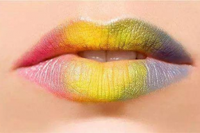 娱乐吃瓜酱送口红视频大全,美妆界的网红新宠