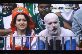 关注娱乐圈的吃瓜群众,揭秘明星幕后故事，吃瓜群众必看！