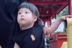 吃瓜娱乐赵小瞒导,揭秘月入过万的“吃瓜”项目