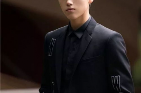 为了吃瓜进入娱乐圈,一场意外的娱乐圈之旅