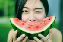 你婚后幸福吗娱乐吃瓜免费阅读,娱乐吃瓜免费阅读，揭秘豪门夫妻甜蜜日常