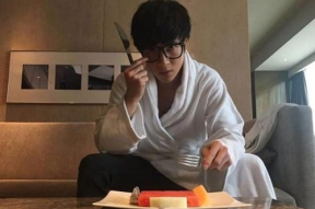 吃瓜娱乐薛之谦视频大全,吃瓜娱乐视频大全回顾