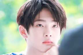 娱乐吃瓜酱易云fan,娱乐吃瓜酱的独家揭秘与幕后故事