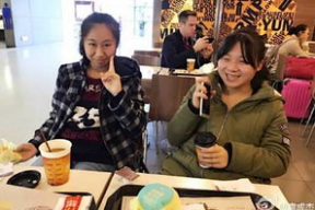 娱乐圈圈吃瓜群众,揭秘吃瓜群众的狂欢盛宴