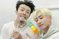 热心娱乐八卦吃瓜,揭秘吃瓜背后的娱乐江湖