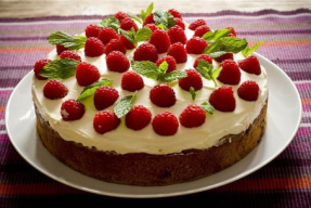 娱乐吃瓜酱哥哥切蛋糕,哥哥切蛋糕，回忆经典瞬间”